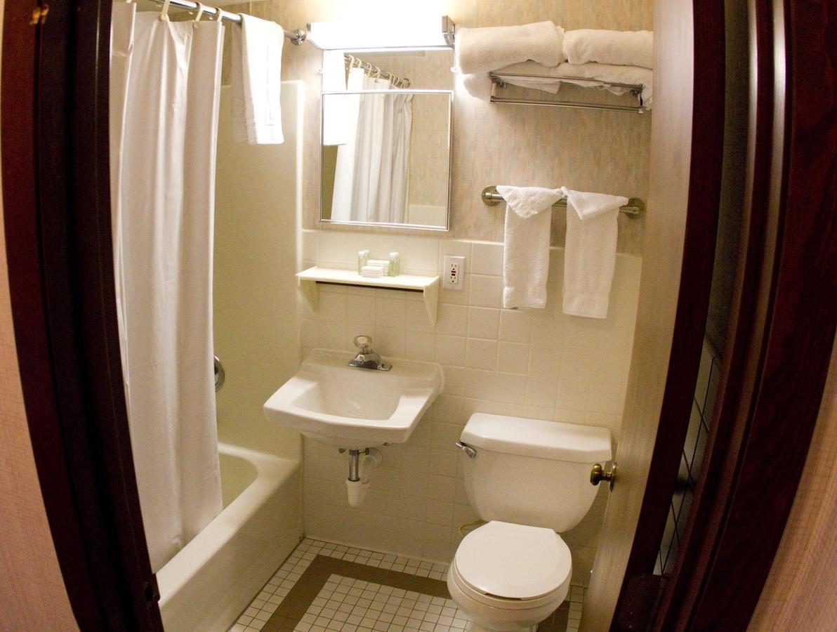 Chambre avec 2 Lits Queen-Size